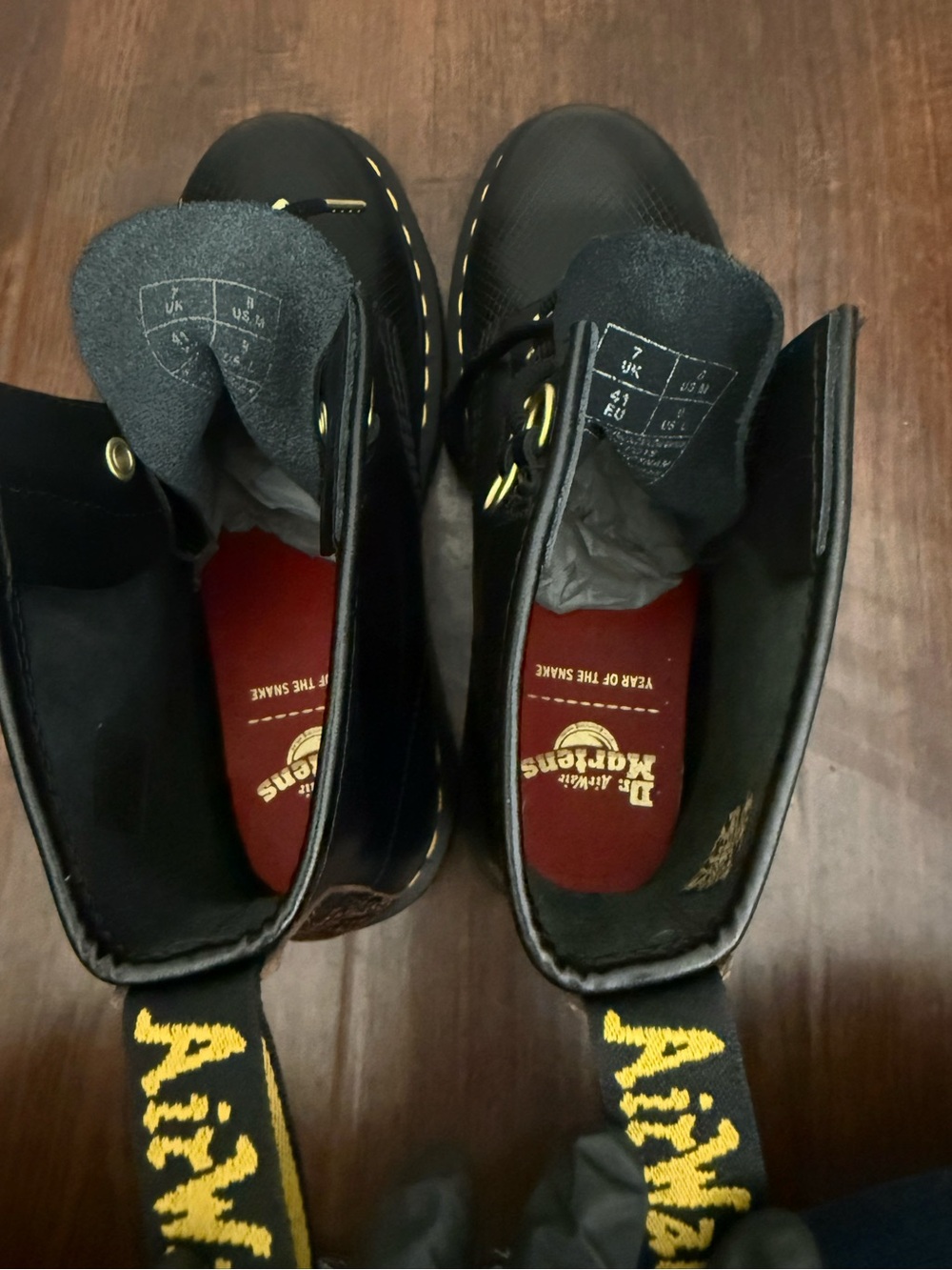 NWT Dr. Martens 1460 Year of the Snake Leather Lace Up Boots Black/ Red Sz 9 - Picture 14 of 16